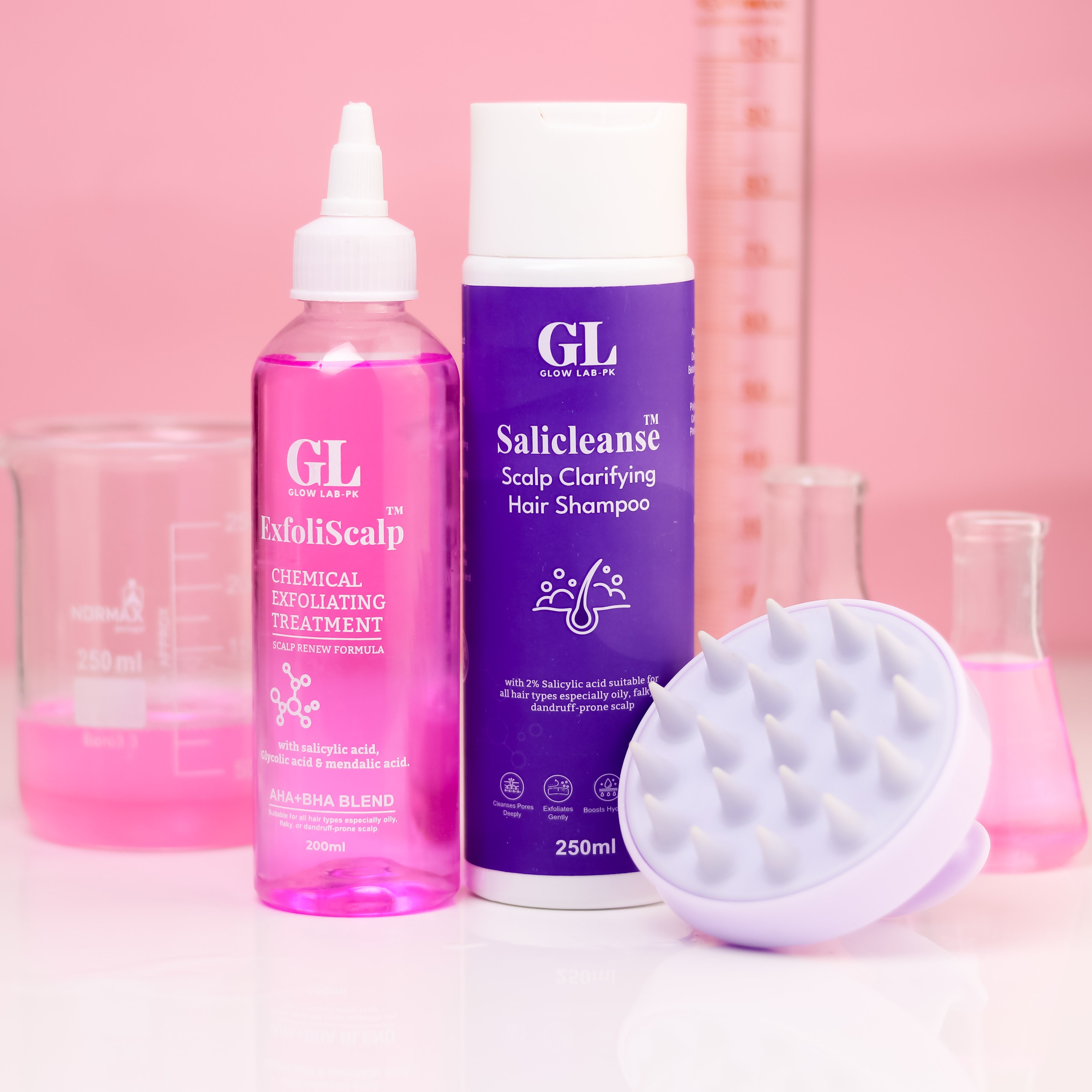 Anti-Dundruff Bundle -FREE HEAD MASSAGER-   (Exfoliscalp + Salicleanse)