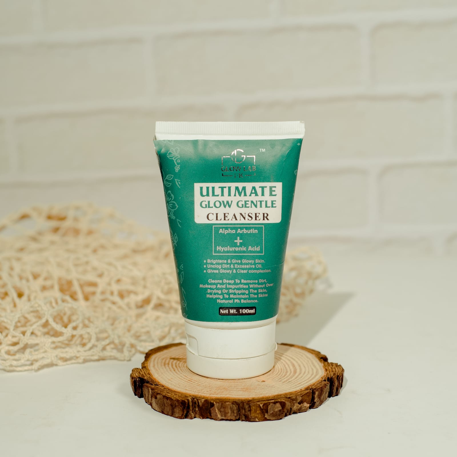 Daily Glow Cleanser Tube (Rs.999)